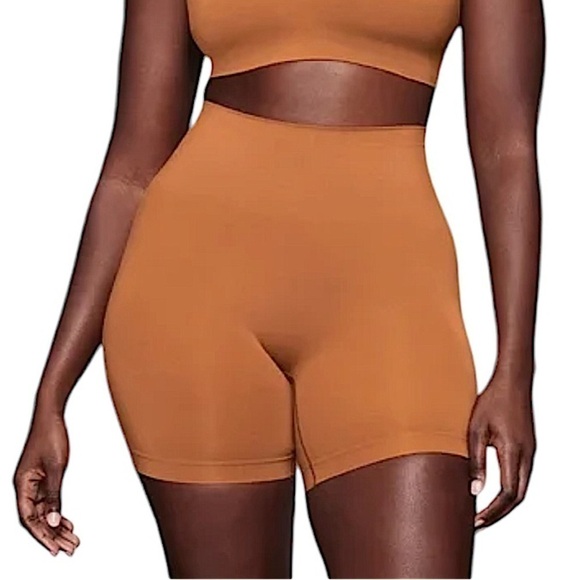 NEW Skims soft smoothing shorts size 1X copper brown - Picture 2 of 11